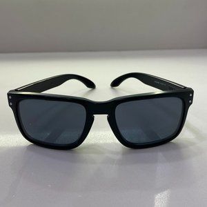 Oakley Holbrook Sunglasses | Matte Black & Prizm